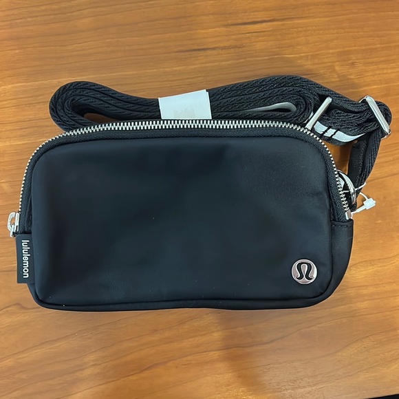 lululemon athletica Handbags - Lululemon Everywhere Cross Body Bag NWT